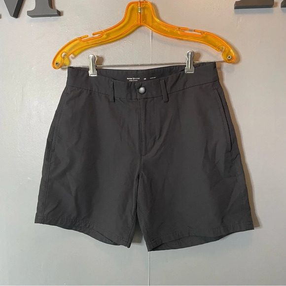 Old navy active black quick dry shorts women’s size 28 - Picture 1 of 7